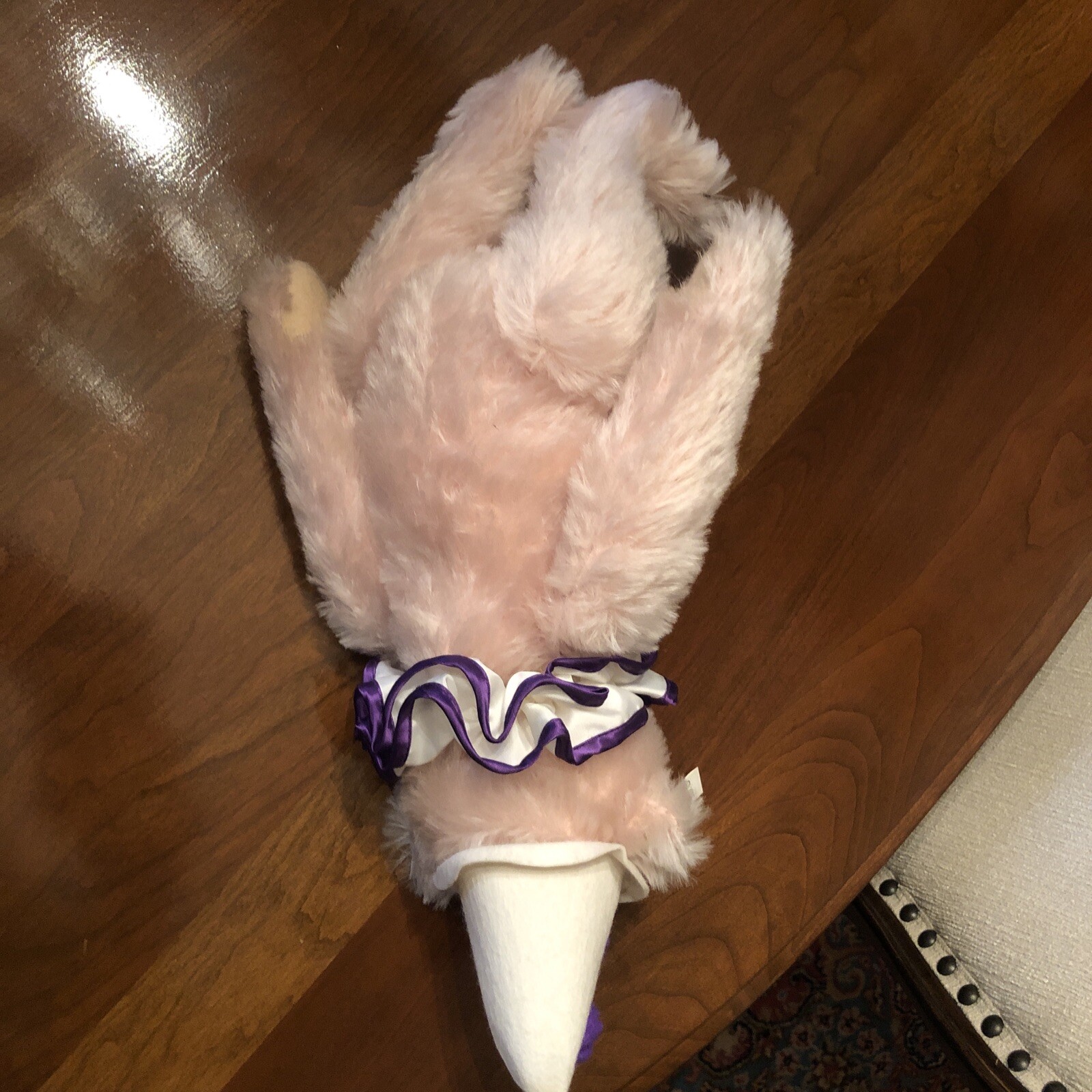 Picture 9 of 24
