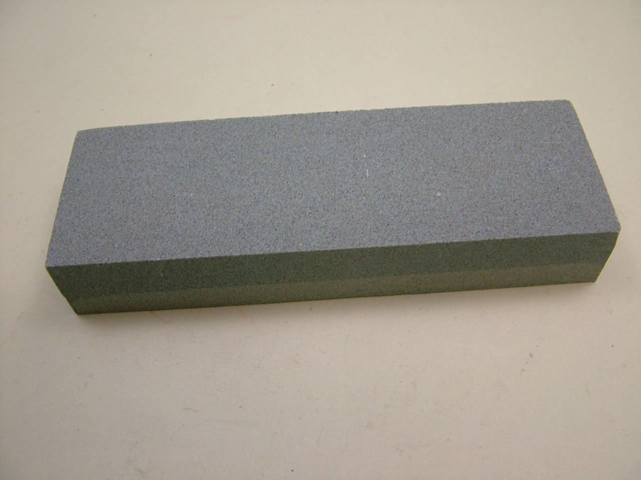 Pack of 2 Sharpening stone oilstone 150x50x25mm combination fine/medium