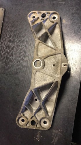 BMW E65 E66 730d FL (2P) 7ER GETRIEBE HILFSRAHMEN WIEGE HALTER 6759680