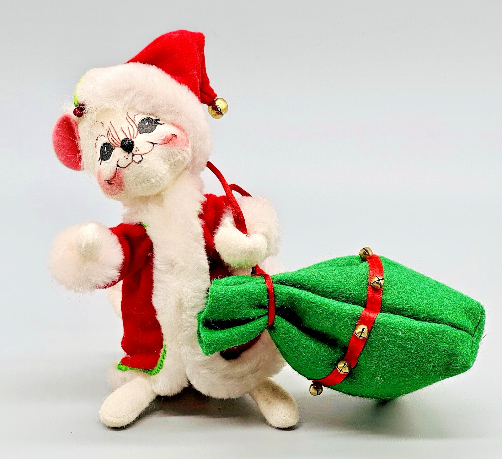 Annalee Special Delivery Santa Mouse Green Toy Sack 7 inch 2