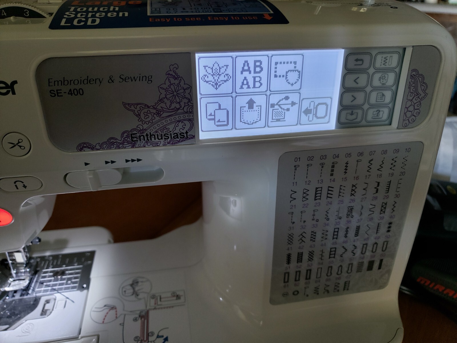 Brother SE400 Embroidery & Sewing Machine Tested W/ Pedal & Attachment