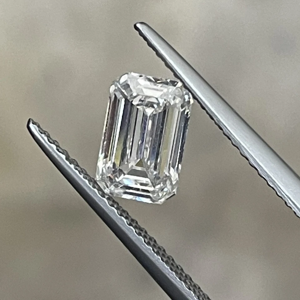 Natural Diamond 1.50 Ct Emerald Cut I VVS1 GIA Certified For Jewelry - Ring - Image 3 of 4
