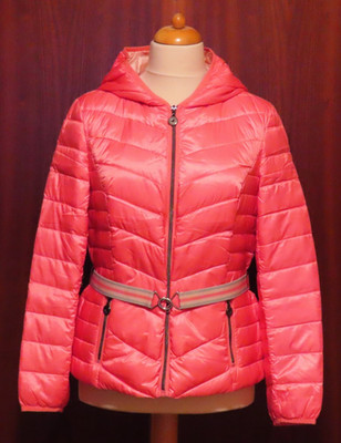 Esprit leichte Daunenjacke, Übergangsjacke, Gr. 44, 90% Daunen