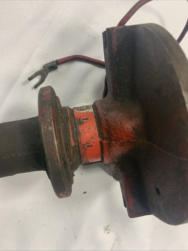 1961 -62 Chevrolet Impala 409 425 Hp Dual Point distributor. 1110919 Dated 0 K20 - Picture 3 of 8