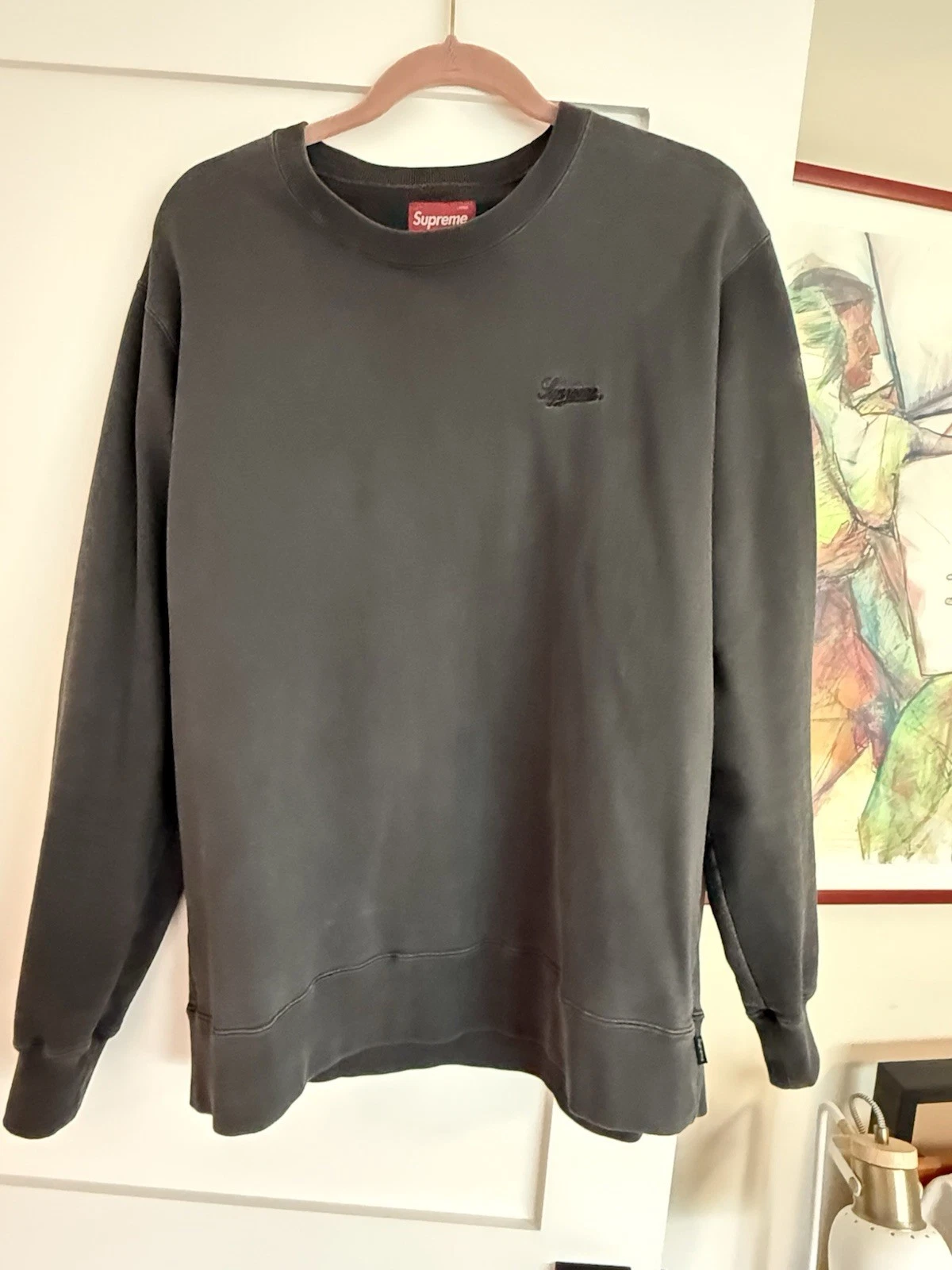 Sweat lavé suprême petit logo
