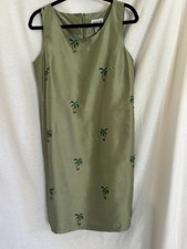 Robbie Bee Sheath Dress 100% Silk Slveless Green Tea Color w/Palm Trees, Sz. 12