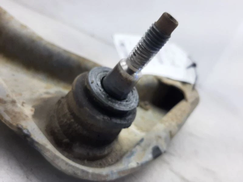 Brazo de control superior delantero para Chevrolet Suburban 2500 25905442 00-13 Foto 4 de 4