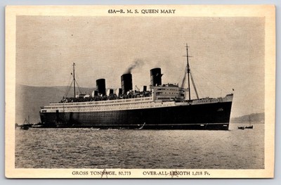 Vintage RMS Queen Mary Ocean Liner Manhattan  Postcard Unposted