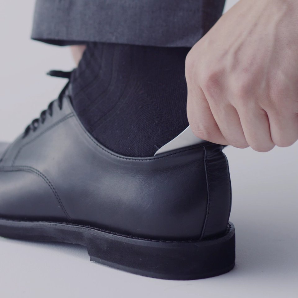 MUJI japan Portable Mini Stainless Shoe Horn Carabiner Key Ring Simple