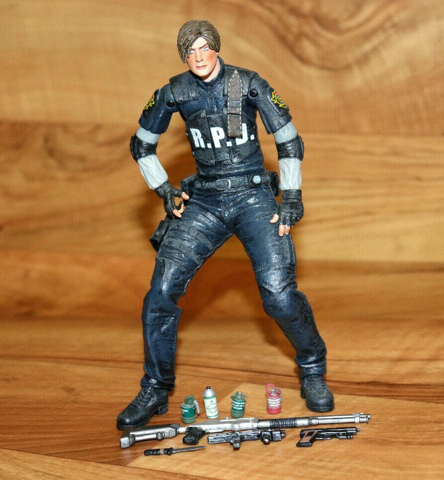 Resident Evil 4 Leon S.Kennedy Action Figure Figur Neca RPD Resident Evil 4 Leon S.Kennedy Action Figure Figur Neca RPD