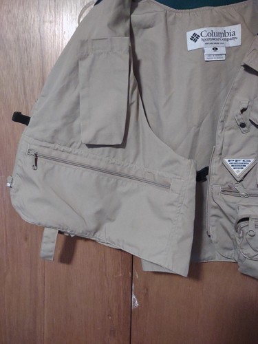 Columbia Vintage Fly Fishing Vest Mens XL Khaki Tan Pockets Unisex Outdoors* - Picture 7 of 9