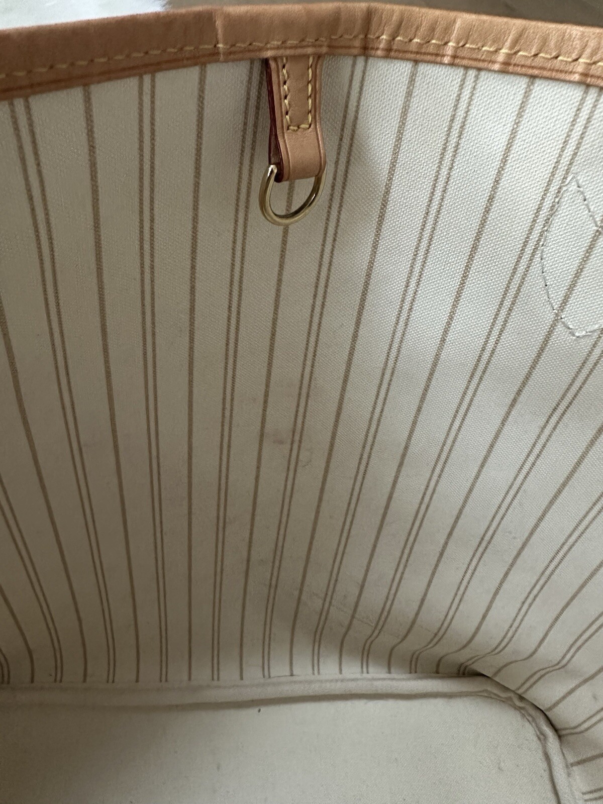 Louis Vuitton Neverfull MM - image 15