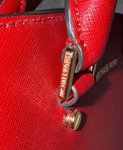 Cartera Michael Kors Selma Saffiano - Bolso de Hombro de Cuero Rojo Cereza - Usada en Excelente Condición - Imagen 3 de 10