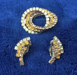 Vintage/Antique Gold and Gold-Tone Rhinestone Brooch And Clip-On Earring Set