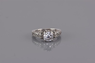 ESSE Sterling Silver Cubic Zirconia Solitaire Accented Carve Band Ring 925 Sz: 5
