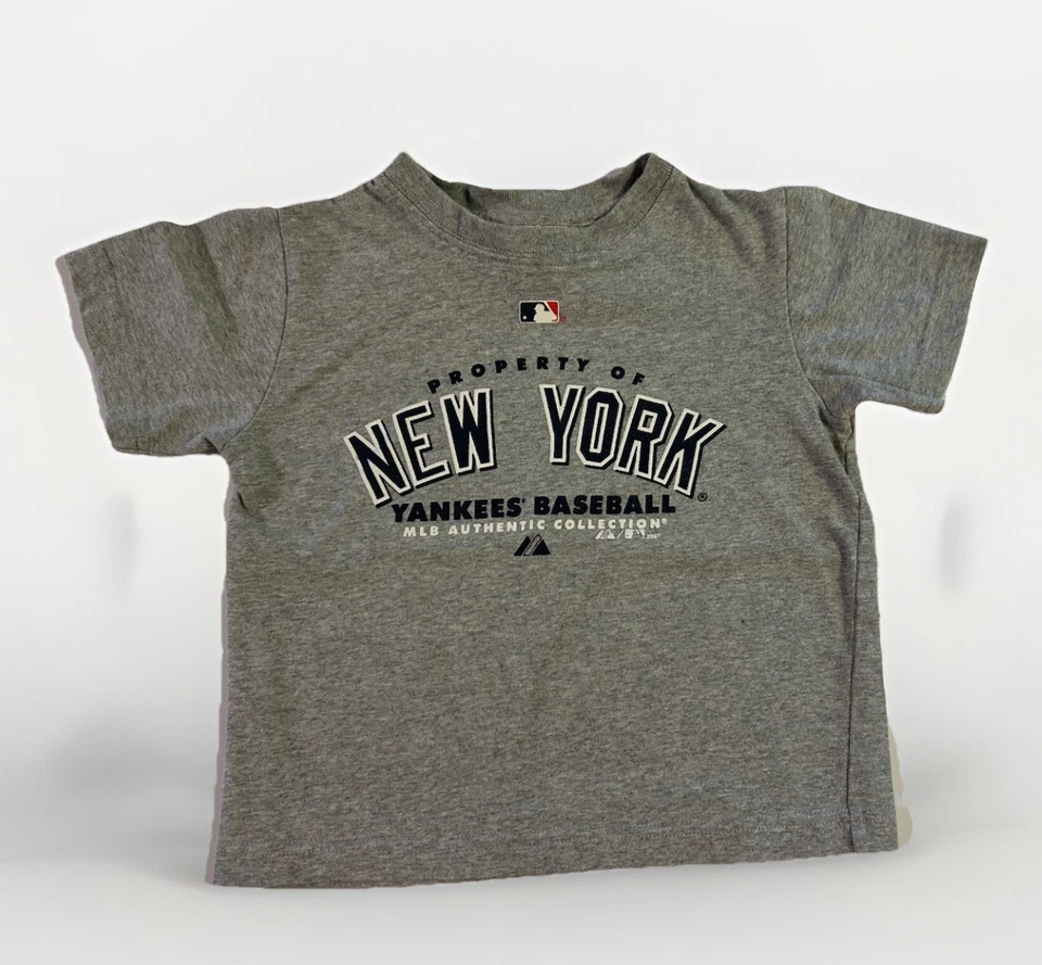 Y2K Majestic Property Of New York Yankees 美国职棒大联盟棒球套衫衬衫 3T 二手状况完好 — 第 2/4 张图片