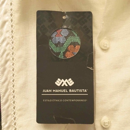 Juan Manuel Batista Huayabana Lino Blanco Amuzgo Colores Para Hombre Talla XXL - Imagen 7 de 15