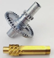 Quantum Reel Part UL012 Main Drive Gear UL011 Pinion Gear Set