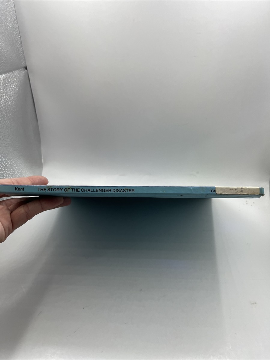 The Story of the Challenger Disaster (Cornerstones of Freedom