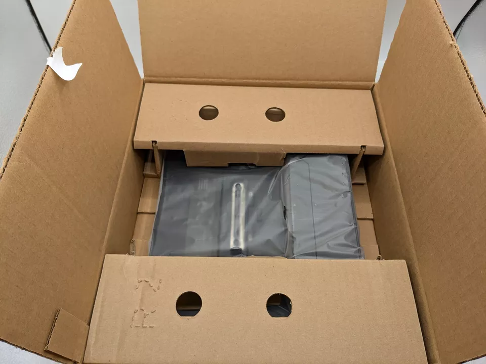 NEW ThinkPad Port Replicator ll 74P6733 IBM W/ FREE SHIPPING - Image 4 of 4