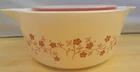 Vtg Pyrex Trailing Flowers Casserole Dish 2.5Q 475-B & Solid Mixing Bowl Red Lot