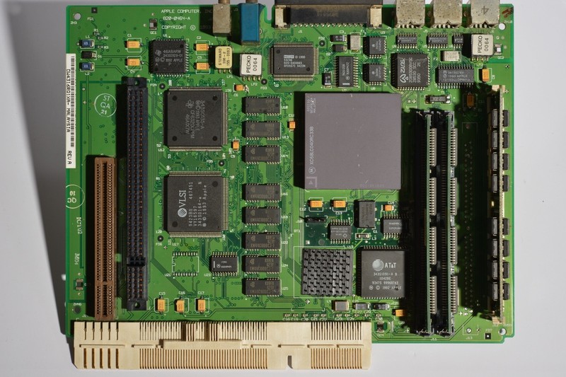 Apple Macintosh LC575 Mystic Logic Board HWMod Recap Color Classic 33MHz 68LC040