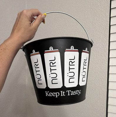 NÜTRL ''Keep It Tasty'' Metal Advertising Ice Bucket w/ Handle, Black/White, Round