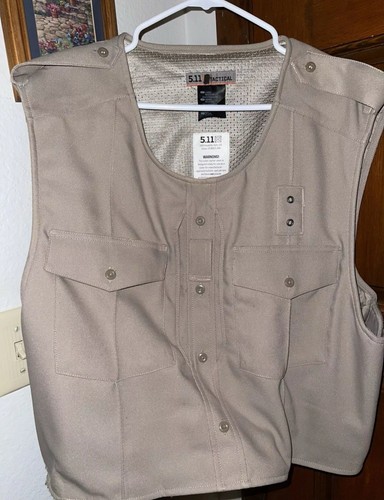 5.11 TACTICAL 49030 LARGE REGULAR EXTERNAL Uniform Carrier SILVERTAN CLASS A - Picture 3 of 12