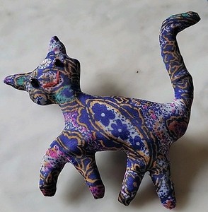 Vintage Floral Silk Cloth Smiling Cat Barrett