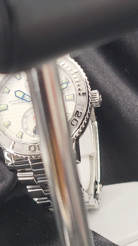 ((NEAR MNT Condition)) Ulysse Nardin Maxi Marine Diver 263-55 White Men's Watch - Video 1 of 1
