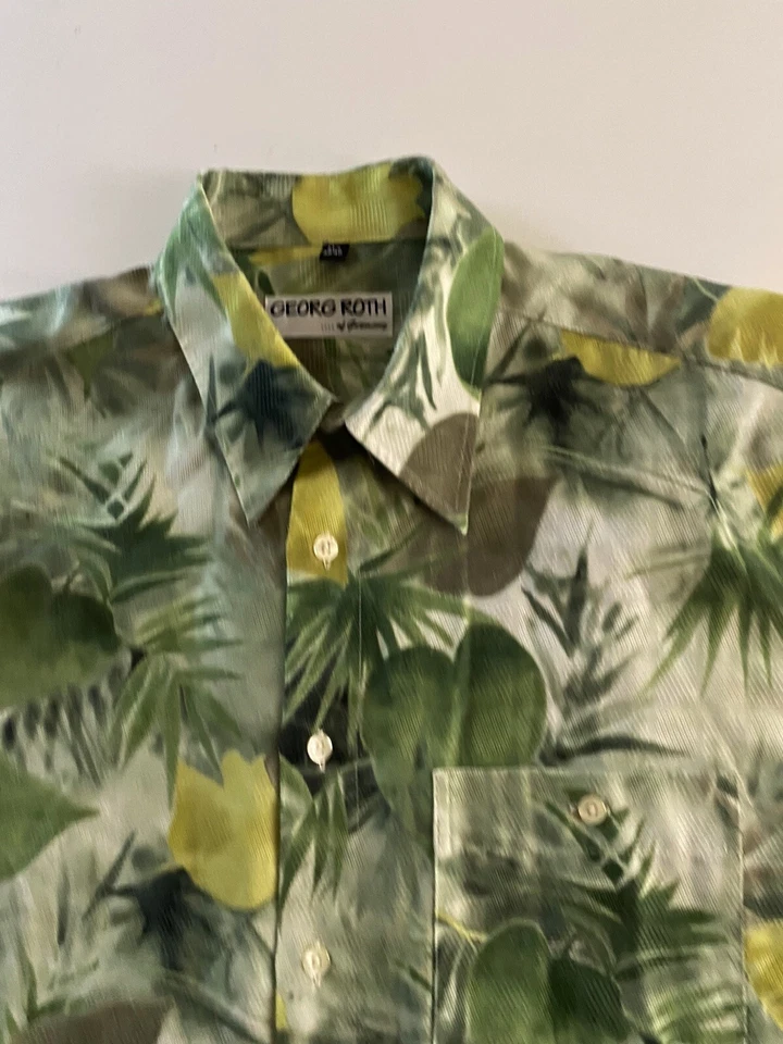 Georg Roth Germany Green Floral SHORT SLEEVE BUTTON UP SHIRT Medium M  - Image 3 of 4