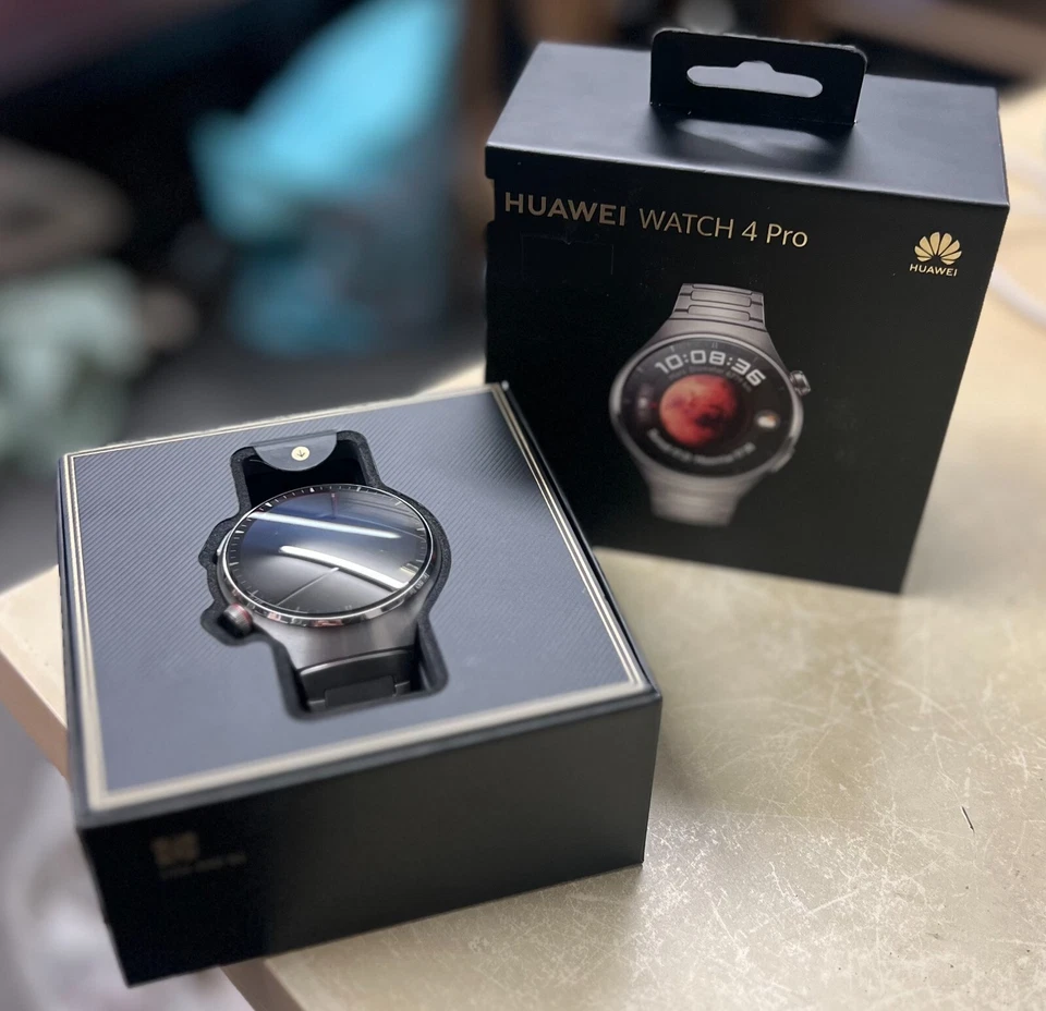 Huawei Watch 4 Pro 47.6mm 4G Cellular 32GB Aerospace Grade Titanium Case + Strap - Image 4 of 4