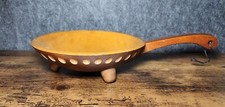 MUNSING Vintage Three-Footed Rustic Hardwood Serving Skillet (Circa 1940s)