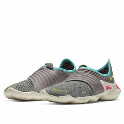 nike women's laceless sneakers