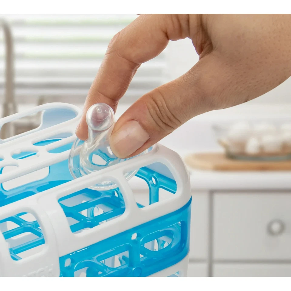 Cesta para lavavajillas Munchkin® de lujo de alta capacidad, grande, los colores pueden variar Foto 4 de 4