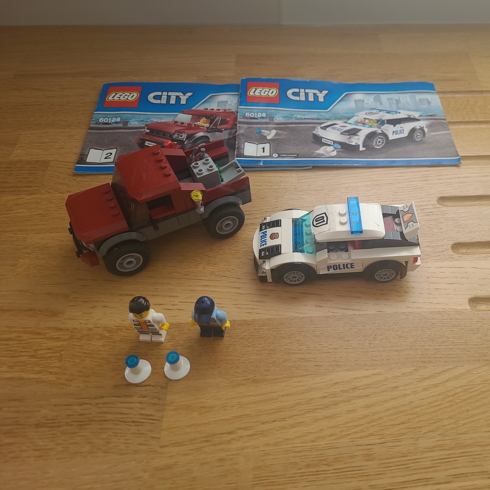 LEGO CITY: Police Pursuit (60128)