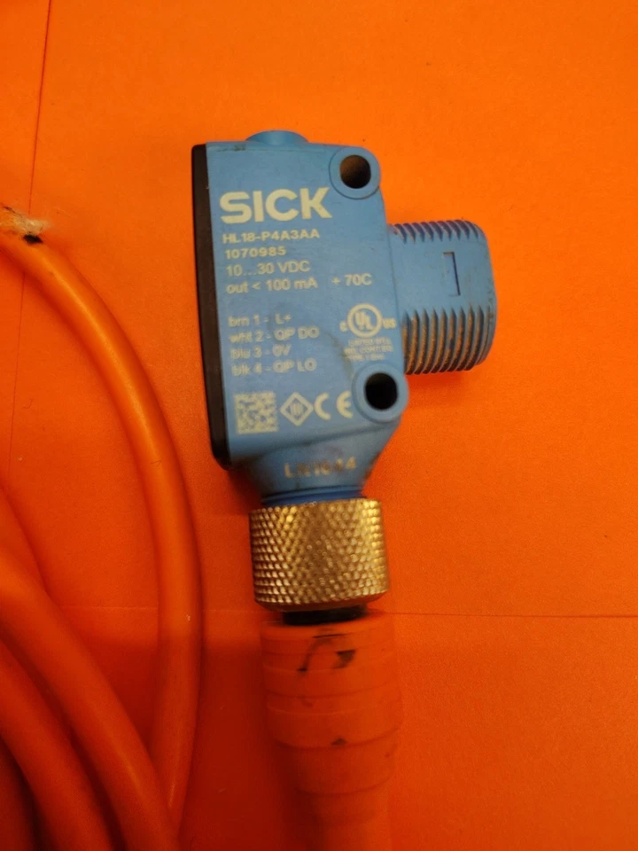 SICK HL18-P4A3AA 1070985 Photoelectric Sensor Retro-Reflective PNP LO/DO LN1644 - Image 2 of 4