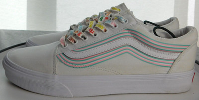 Vans Old Skool Men's 10 White Pride Rainbow Shoe Limited