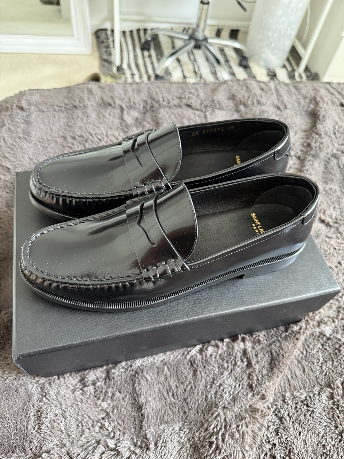 Mocassino Yves Saint Laurent YSL nero in vernice taglia 40
