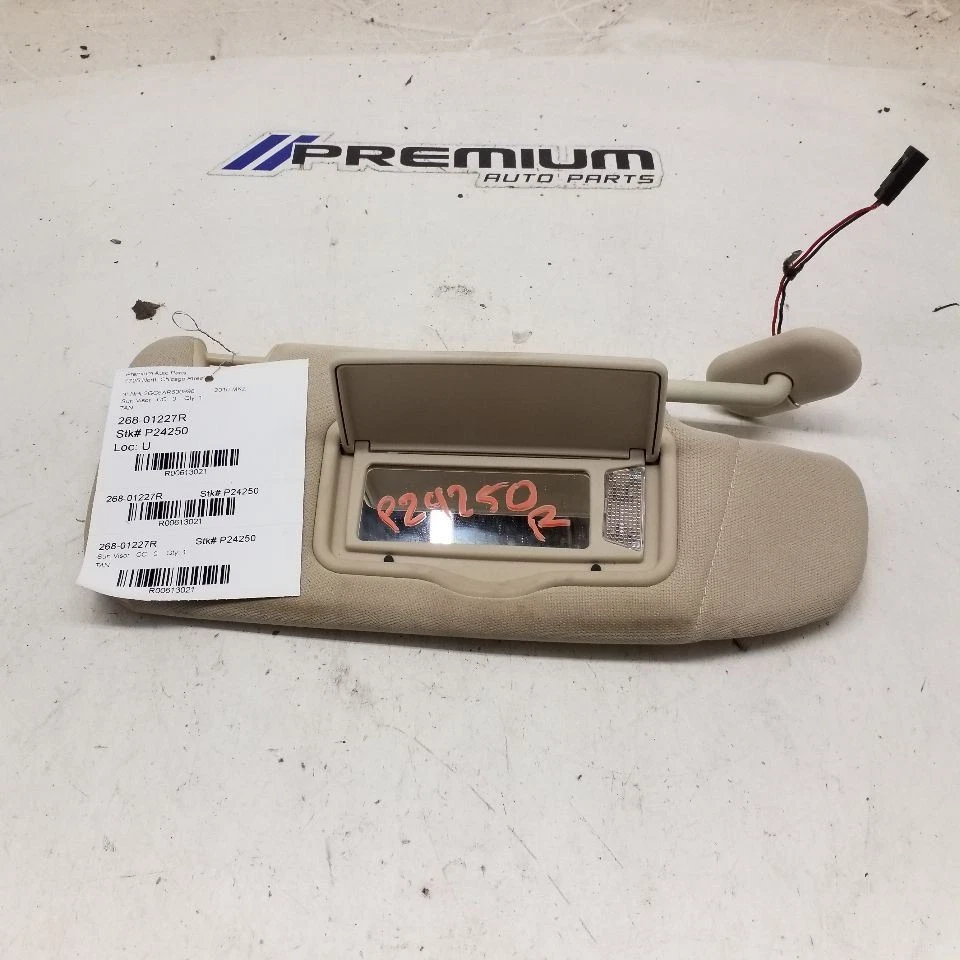 Parasol derecho pasajero con iluminación se adapta a 10-12 FUSION 613021 Foto 2 de 4