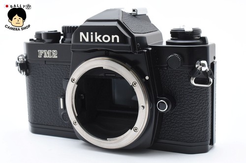 PRESQUE COMME NEUF] Appareil photo reflex argentique Canon AE-1 noir