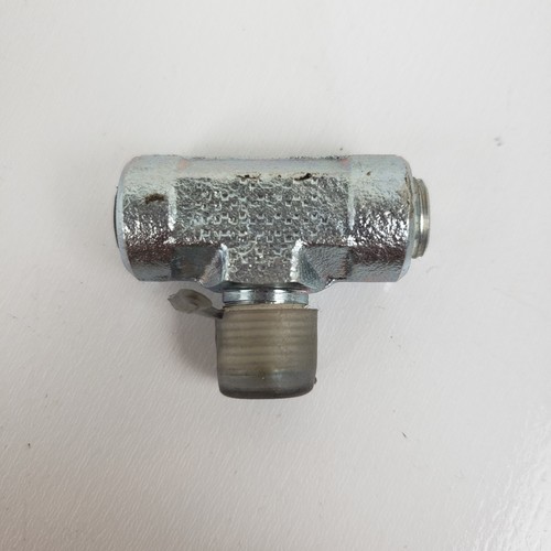Eaton Fuller 21086 Tee Branch Fitting, Air Line Transmission 1/8'