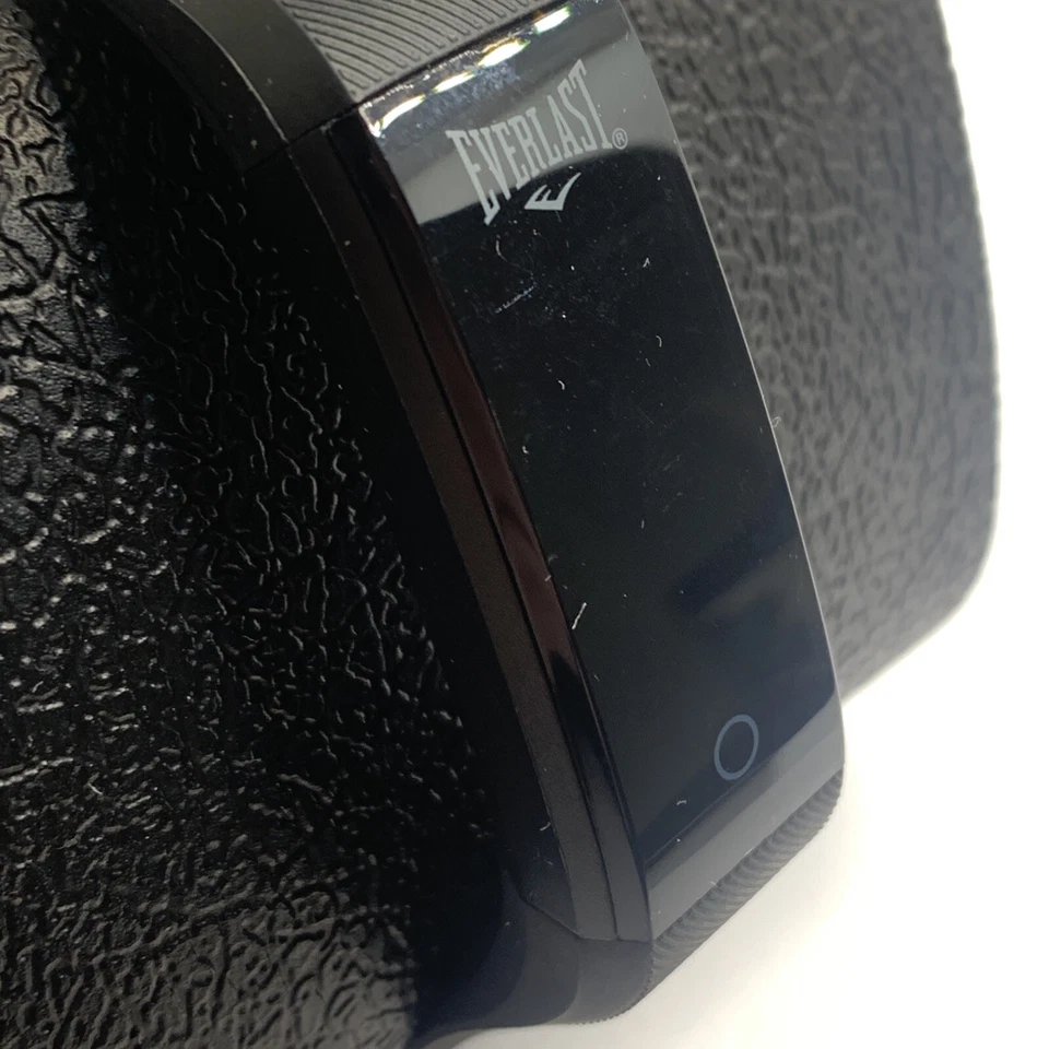 Everlast TR031 Unisex Black Silicone Blood Pressure & HR Activity Tracker QU74 - Image 4 of 4