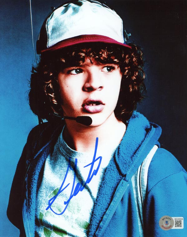 GATEN MATARAZZO SIGNED AUTOGRAPHED 8x10 PHOTO DUSTIN STRANGER THINGS BECKETT BAS 