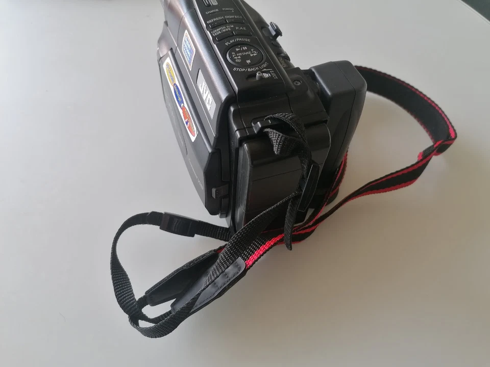JVC Compact VHS Camcorder GR-FXM404E  Bildstabilisator   - Bild 4 von 4