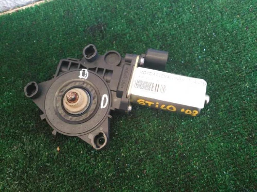 50001603 Motor Elevalunas Delantero Derecho para FIAT STILO (192) 2003 1168292 - Imagen 3 de 4