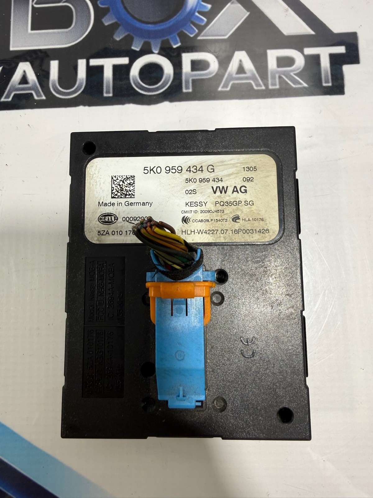 2009-2017 VW TIGUAN Keyless Entry / Kessy Module 5K0959434G OEM