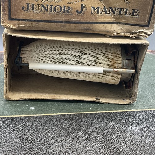 Welsbach Junior J Gas Mantle Burner #196 w/ Original Frame,Mesh Screen and Box - Picture 2 of 2