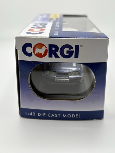 Vanguards Corgi 1:43 Ford Sierra RS500 Cosworth Moonstone Blue VA11706 - Picture 3 of 5