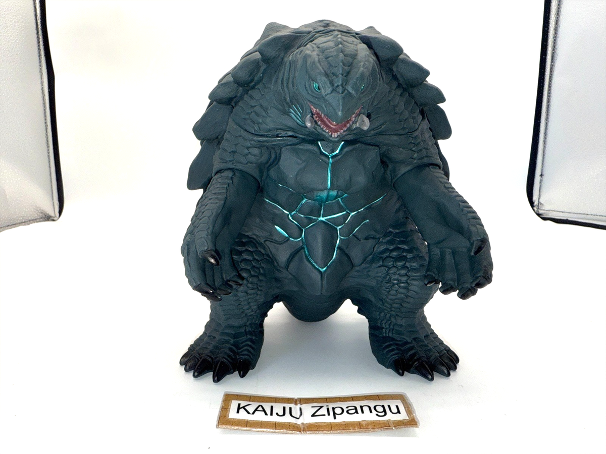 2023 Bandai 6